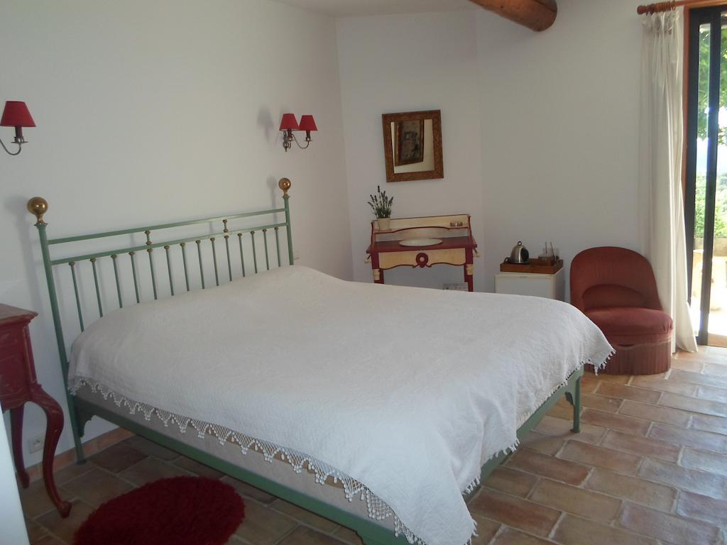 Pavillon De Beauregard Bed & Breakfast Aix-en-Provence Room photo